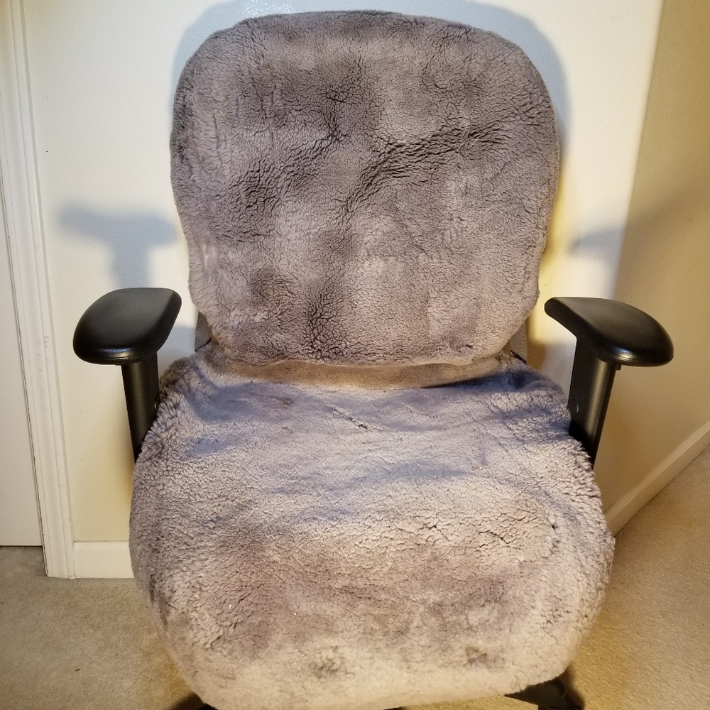 🔻REDUCED❣Mercedes-Benz 100% Australian Sheep Skin Gray Car Seat Covers, Lined